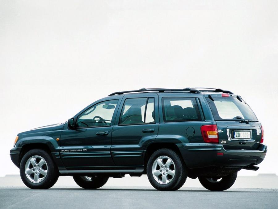  Jeep Grand Cherokee Overland 2002 года  (фото 14 из 16)